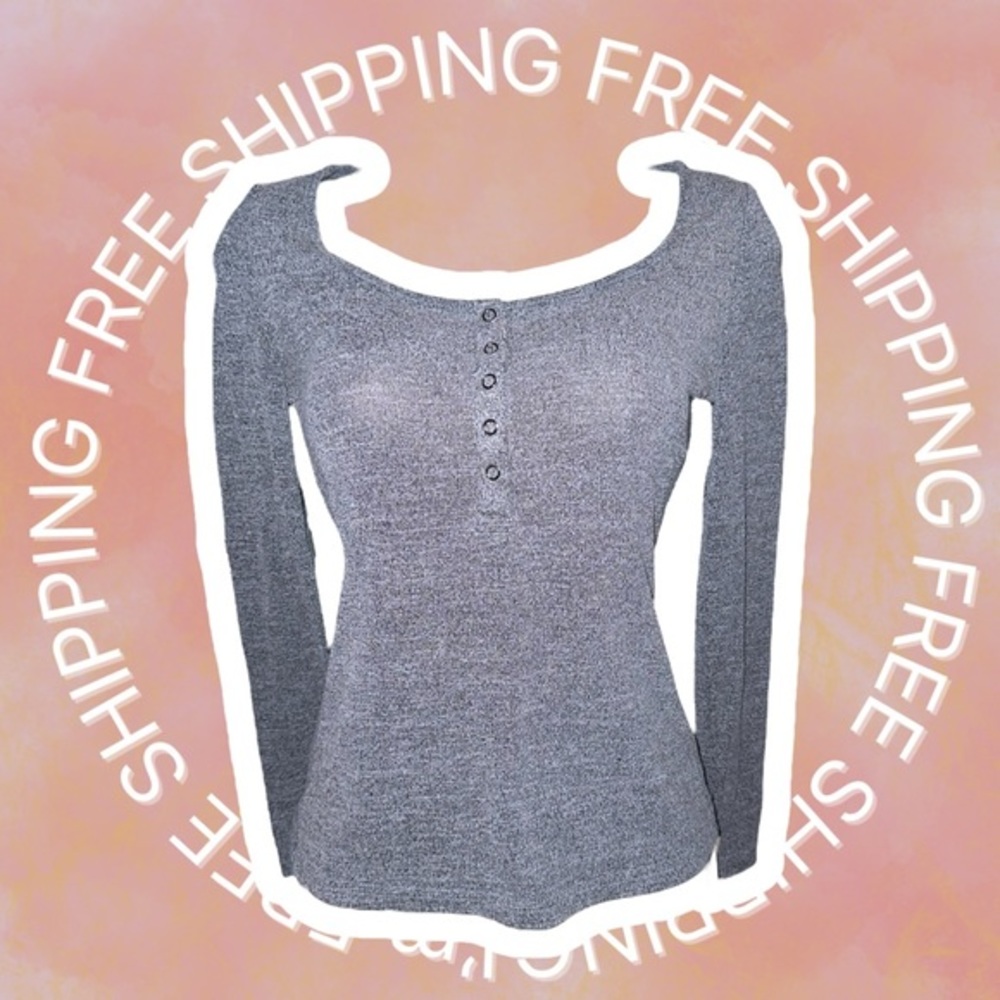 [FREE SHIPPING] SHEIN Press Button Front Tee